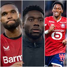 Barcelona hold talks with Manchester United star's agents as they plot  summer move