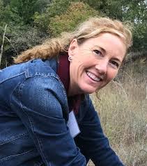 Amy Thomsen's Instagram, Twitter & Facebook