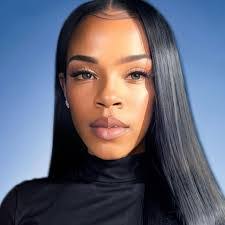 Earl Villa's Instagram, Twitter & Facebook