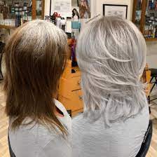 En plus, elle vient accompagnée. Cheveux Blancs Ces Femmes Ont Decide D Assumer Et Elles Ont Bien Fait