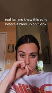 Sorry not sorry 🤍🇮🇹 #lazymary #italiano #AEJeansHaveFun #fyp