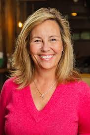 Mary Berna's Instagram, Twitter & Facebook