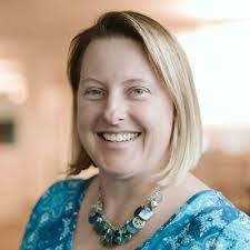 Sara Korn's Instagram, Twitter & Facebook