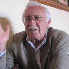 Ex rector de la UNSCH invita a realizar pacto