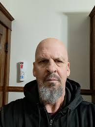 Chris Hohenberger's Instagram, Twitter & Facebook