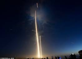 Spacex crew splashes down back to earth after historic space station mission warning of space junk impact with spacex capsule was false alarm elon musk's spacex wins $2.9bn nasa contract to send humans to the moon another failed landing for spacex starship as rocket breaks apart, but fog hides cause of explosion Elon Musk S Space X Satellite Launch Lights Up Sky Over La Daily Mail Online