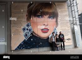 Taylor ng hi-res stock photography and images