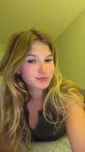 Isabella Matthews's Instagram, Twitter & Facebook