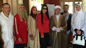 وليه ع الصبح كدة كنت اديها خمس دجايج تفتطر. ØªÙØ§ØµÙŠÙ„ Ù‚ØµØ© Ø­Ø¨ ÙˆØ²ÙˆØ§Ø¬ Ø£Ø­Ù…Ø¯ Ø³Ø¹Ø¯ ÙˆØ³Ù…ÙŠØ© Ø§Ù„Ø®Ø´Ø§Ø¨