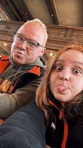 Es war wieder ein spannendes Wochenende für einige Zuchtfreunde von uns ...  Unser Vorsitzender Patrick Anger und Stellvertretender Vorsitzender Chris  Sparfeld sowie die Kinder von Sparfelds,stellten ihre Tauben zur Kreis  Tauben Schau