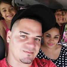 Stream Melvin Velez music