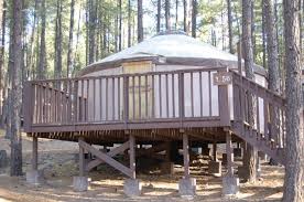 Camp navajo is an expansive united states army training facility and ammunition storage depot located near belmont and flagstaff arizona. U S Military Campgrounds And Rv Parks Fort Tuthill Recreation Area