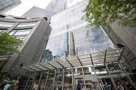 Our financial services register number is 730427. Deutsche Bank Is Bringing U S Investment Bankers Back To Office Bloomberg