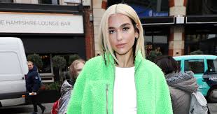 Dua lipa's the thousandth person to debut pink hair this week. Dua Lipa Debuts Orange Hair Color In Quarantine