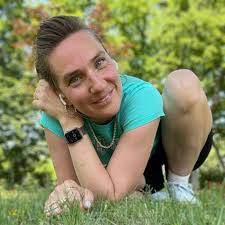 Surprising Expats: Liz Sweales, Dancer, Founder Of Love Dance