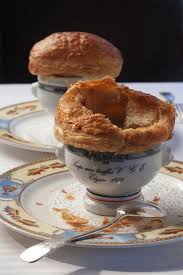 Collonges Ses Femmes Ses Heritiers La Galaxie Paul Bocuse Cuisine Madame Figaro