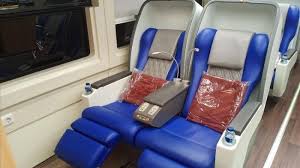 Misalnya, cup cake mini dengan topping whip cream lembut ini bisa dimanfaatkan untuk menegakkan lilin. Begini Perbedaan Kereta Api Prioritas Dan Sleeper Pos Belitung