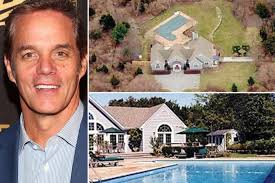 The Dreamiest Celebrity Homes And Their Jaw Dropping Prices Invest Bae Celebrity Houses Investing Dreamy