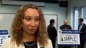 I like the tree:' Mainers show support for new license plate design