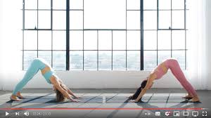 Unsere pilates online kurse bieten dir ein ganzheitliches training für alle muskelgruppen professionelle anleitung online anschauen oder downloaden kein abo. Fit Mit Youtube Pilates Videos Fur Dein Workout Zuhause Diegesundheitsexperten