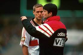 Chris boettcher ist jogi löw in högschde disziplin (höchste disziplin) so gepflegt kann fußball sein! Vfl Bochum Vs Vfb Stuttgart Thorsten Legat Uber Low Gerland
