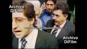 (la noche entra, y la luna se inflama allá en el fondo, adornada de volubles estrellas. Rafael Di Zeo Y Jose Barrita El Abuelo Barra Bravas De Boca Juniors Difilm 2003 Youtube