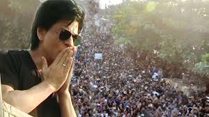 Shahrukh Khan S Grand Birthday Celebration With Fans Media Outside Mannat Exclusive Flashback Youtube The star has never celebrated a single birthday in the last 15 years without him.