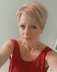 Jackie Bramble's Instagram, Twitter & Facebook