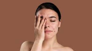 5 Everyday Habits That Secretly Sabotage Your Skin