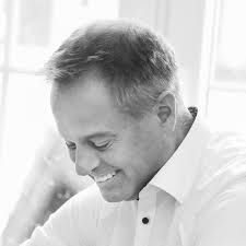 Roger Wegner's Instagram, Twitter & Facebook