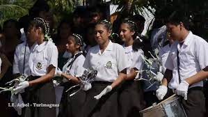 I.E. ARBOL EN DESFILE ESCOLAR - YURIMAGUAS - YouTube