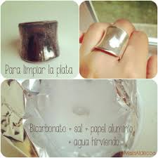 Aunque, siempre habrá joyas u objetos de plata que requieran. Para Limpiar La Plata Cantidad Usada Para Limpiar 3 Anillos 1 Cucharada De Bicarbonato 1 Cuch Con Imagenes Trucos De Limpieza Limpieza De Plata Consejos De Limpieza