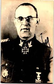 SMGQ-0326 Fritz Freitag Knights Cross Winner Signature