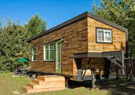 3 Cheap Ways To Build Your Own Tiny House On A Building A Tiny House Cheap Tiny House Best Tiny House