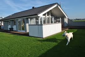 Luxurioses Ferienhaus Mit Grossem Eingezauntem Garten Sauna Nahe Meer Ferienhaus Nordseestern In Wesselbu In 2020 Ferien Mit Hund Urlaub Mit Hund Urlaub In Deutschland