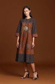 Model baju batik kombinasi memang sedang menjadi tren dalam beberapa tahun belakangan. Batik Ibu Model Baju Wanita Pakaian Wanita Model Pakaian