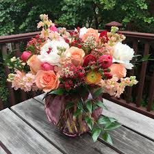 Wedding Anniversary Flower Bouquet With Peonies Roses Ranunculus Tulips Stock Hypericum Fresh Flowers Arrangements Flower Arrangements Anniversary Flowers