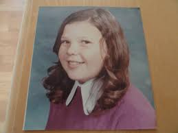 Hi has anyone got any old photos of the school in Rowen,as my dad went to  that school and lived in Llachwedd