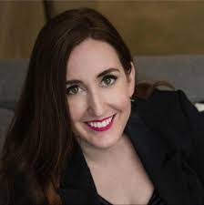 Michelle Clow's Instagram, Twitter & Facebook