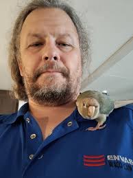 This is my conure. He's very playful and I love him. 🥰