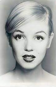 Pin On Marilyn Monroe