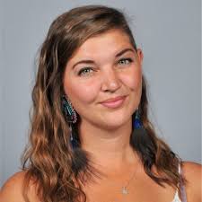 Why do attendees flock to some booths and not others?