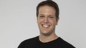 Fred Ring vai comandar o novo 'Debate Bola' na Record