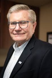 Henry Nickel says goodbye to Co-op