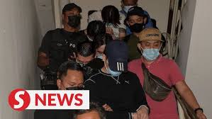 Datuk seri mengaku tidak bersalah pukul rela. Sixteen Nicky Gang Members Charged Ringleader To Be Tried In Absentia Youtube