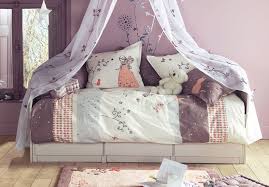 Amazing Violet Bedroom With Buterfly Decoration And Teddy Bear Meisjeskamer Inrichting Kinderkamer Kinderkamer Inspiratie