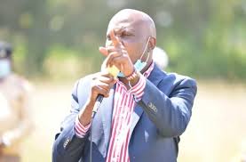 Moses kuria, maina njenga wamshambulia sonko, wamtaka aheshimu rais uhuru kenyatta www.nation.co.ke atwoli: Moses Kuria To Resign As Mp Run For Nairobi Governor Samrack Media