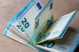 Евро монетитекои се користат во земјите кои го користат еврото се: Dollar I Evro Mogut Skoro Podorozhat Rossijskaya Gazeta