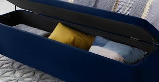 Asare Banc Coffre De Rangement Tapisse 150 Cm Velours Bleu Roi Made Com En 2020 Banc Coffre De Rangement Coffre De Rangement Banc Coffre