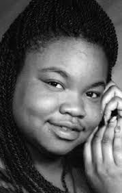 Jessica Saulters's Instagram, Twitter & Facebook